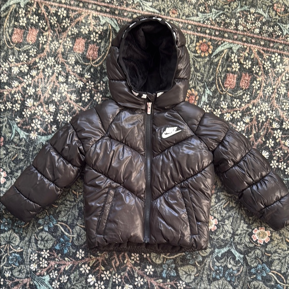 Nike Kids 3T Toddler Black Puffer Jacket Winter Coat Chevron Girls Quilted